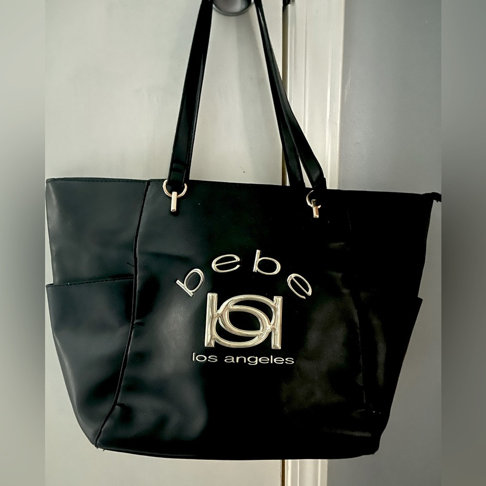 bebe Los Angeles BLACK TOTE PURSE